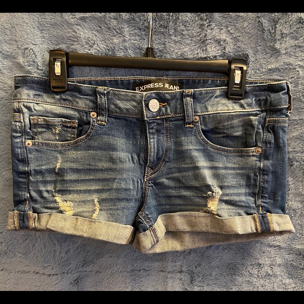 Express shorts